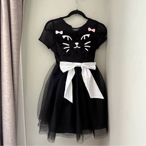 Adorable Chasing Fireflies black dress size 14